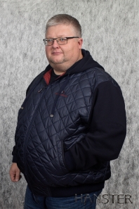 синий